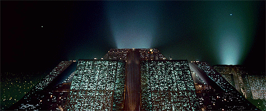 Tyrell building gif, www.thescottsmithblog.com, Blade Runner