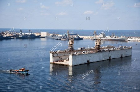 floating dry dock city, www.nerdatron.com, World War Z book
